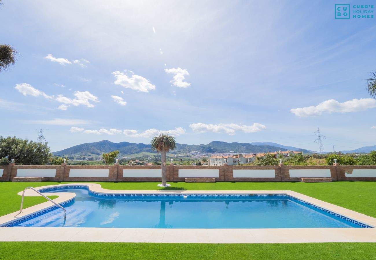 Piscine privée de cette Villa à Cártama