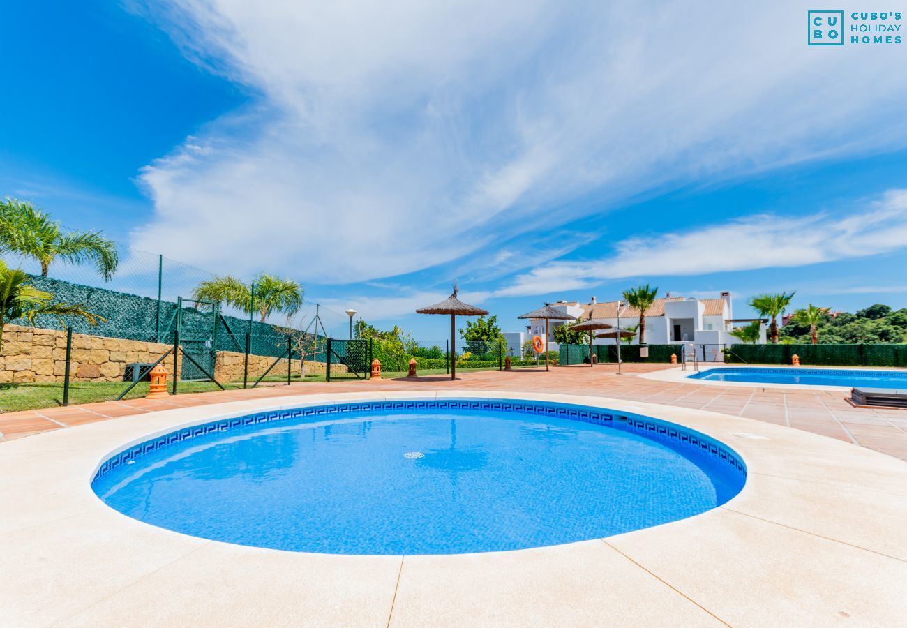 Piscine communautaire de cet appartement à Marbella
