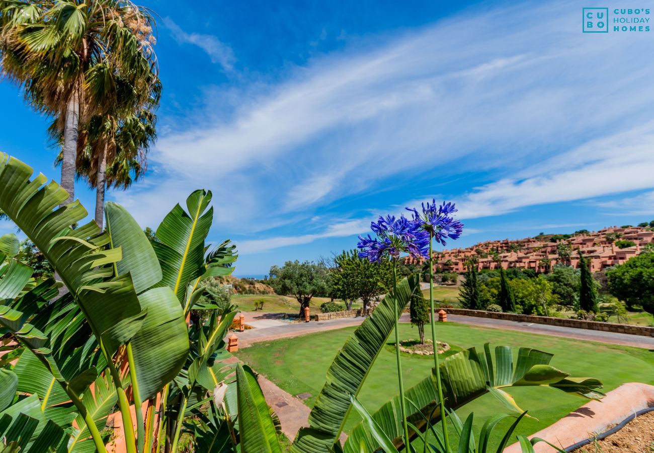 Garden of this apartment in Marbella
