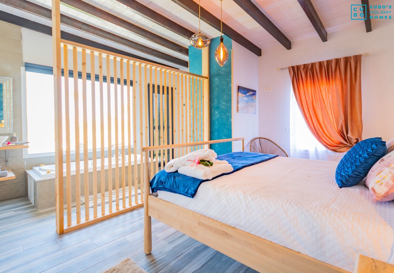 Chambre de cette maison de campagne à Alhaurín el Grande