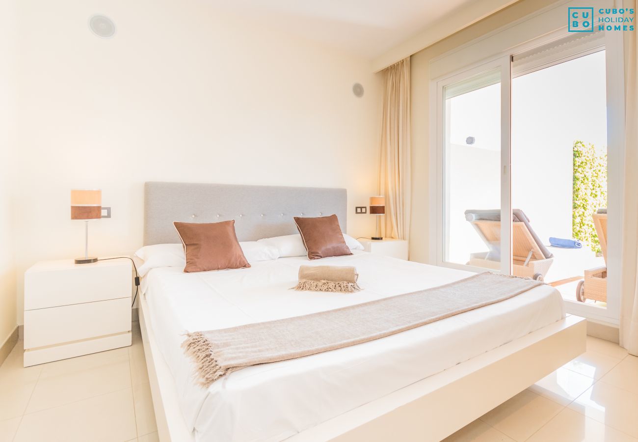 Chambre de cet appartement à Marbella