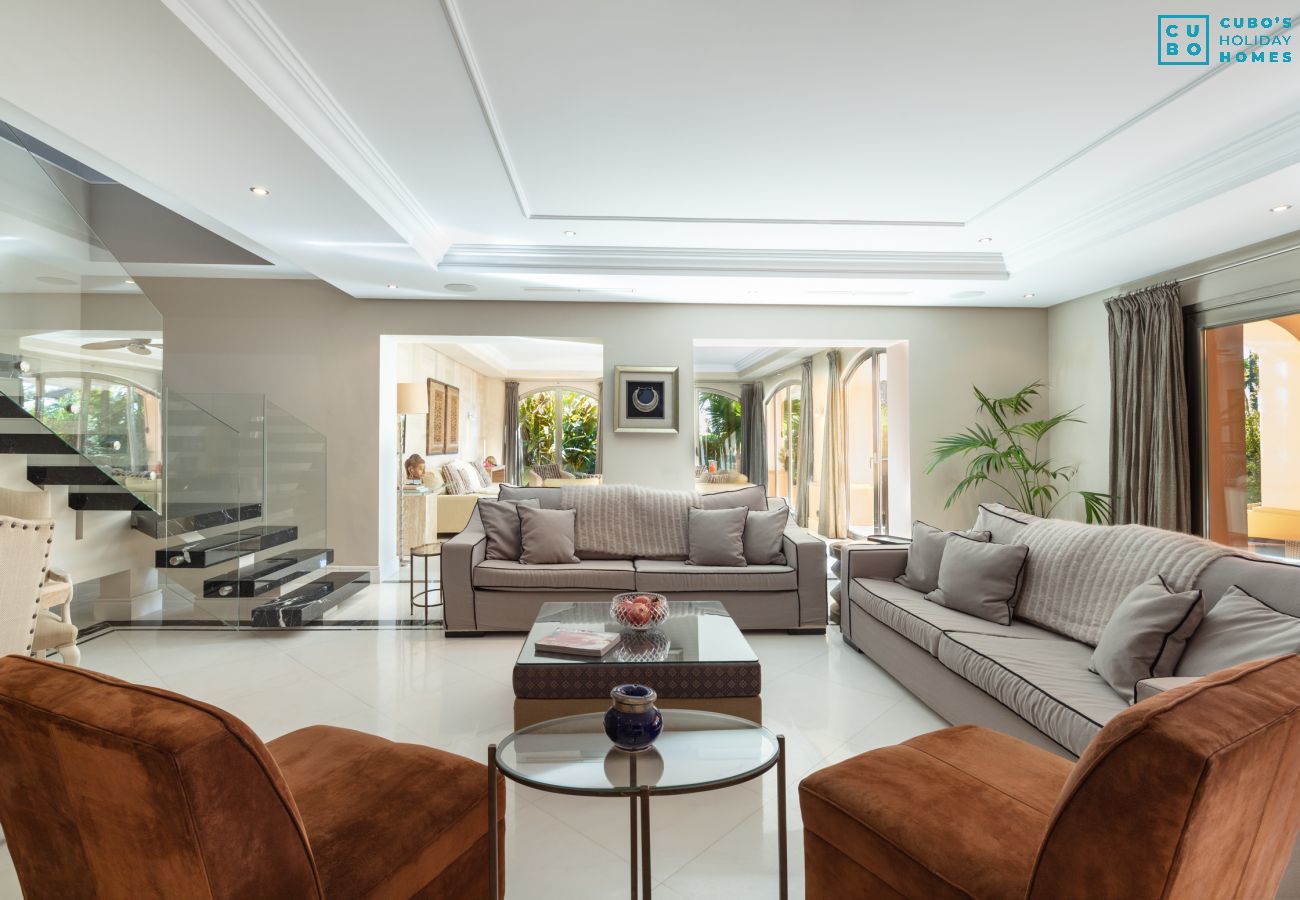 Appartement à Marbella - Cubo's Luxury Beach Front Duplex Puerto Banus