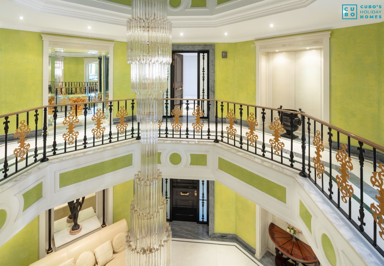 Appartement à Marbella - Cubo's Luxury Beach Front Duplex Puerto Banus