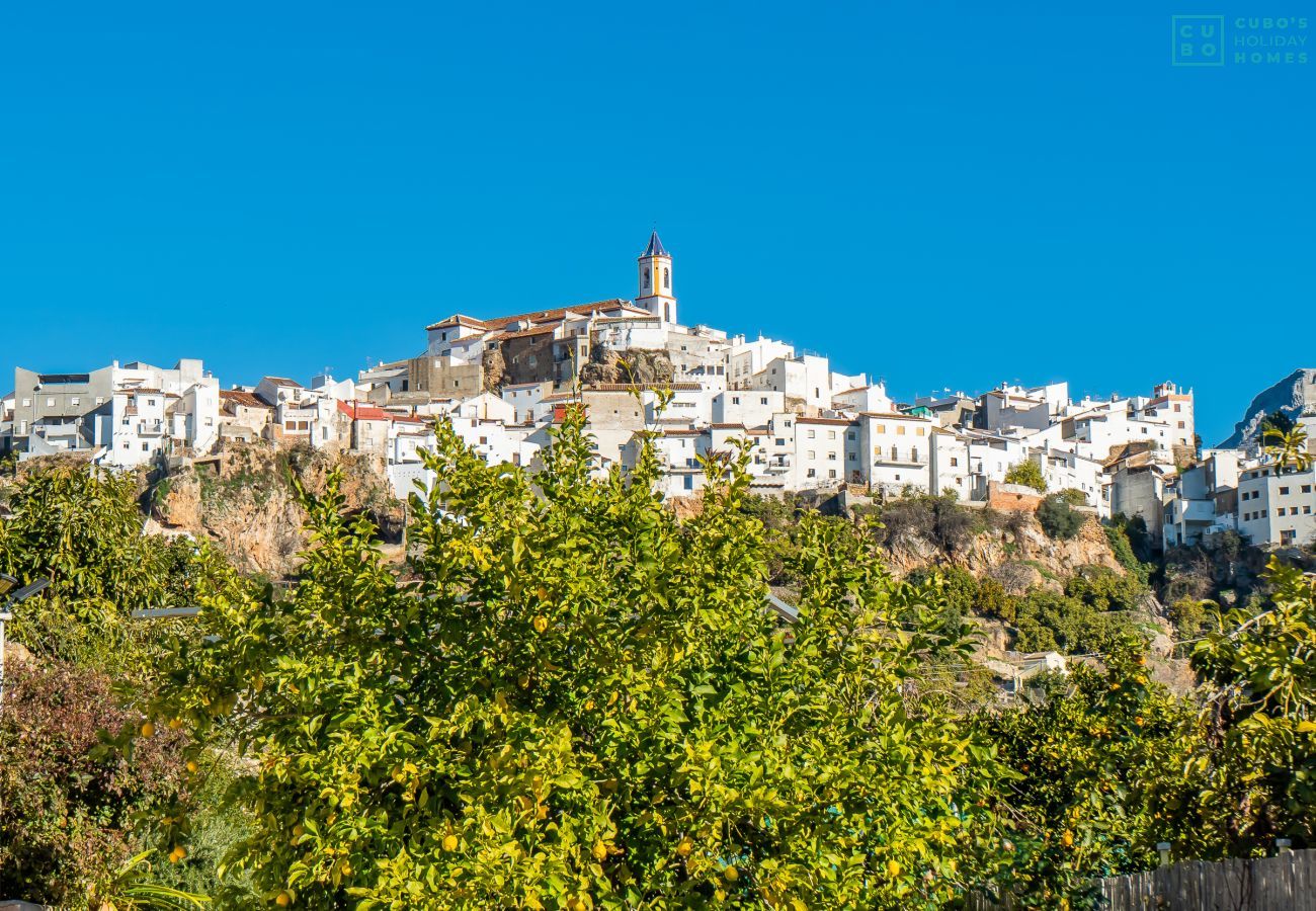 Gîte Rural à Yunquera - Cubo's Casa Mi Recreo High Privacy
