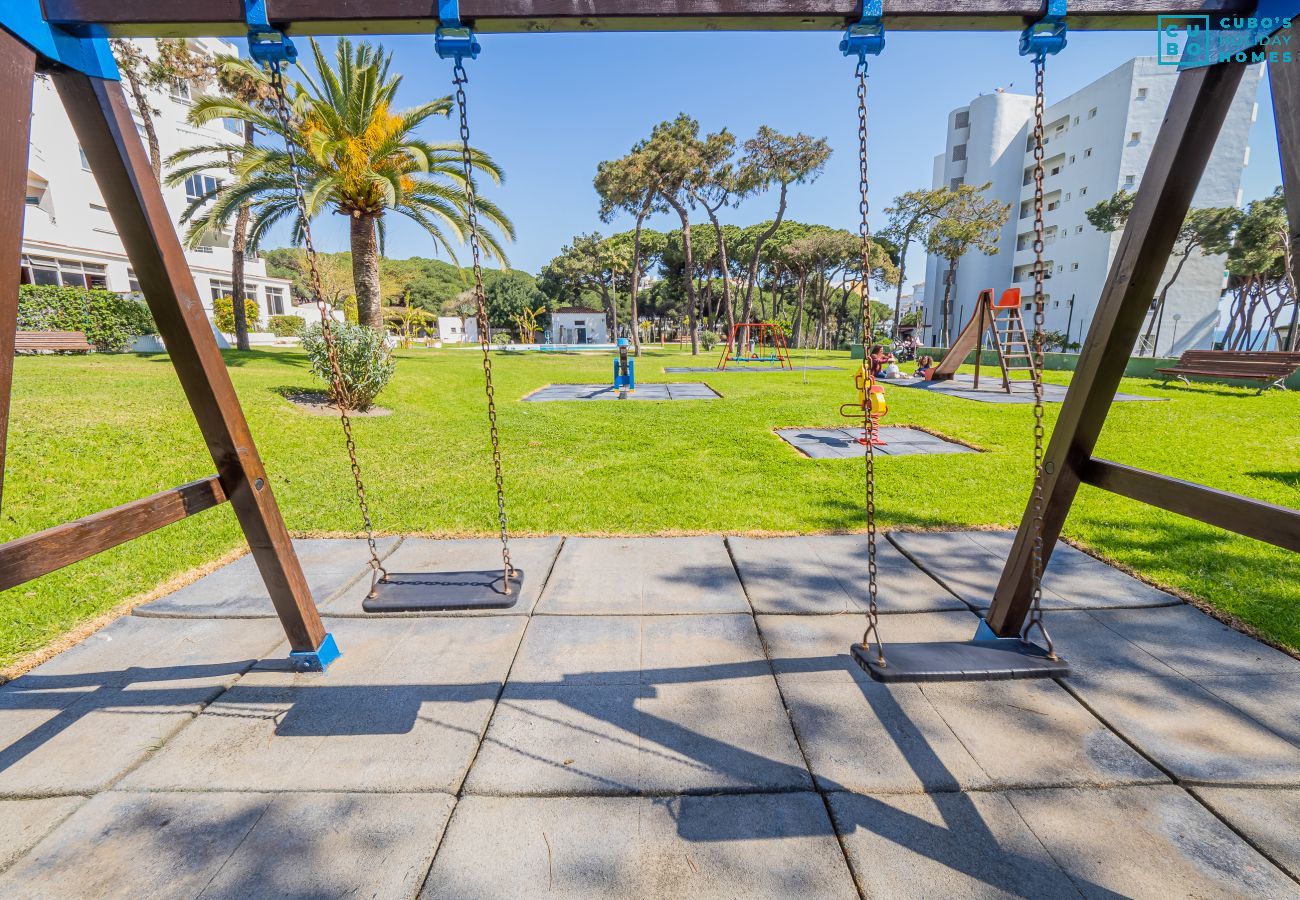 Jardin de cet appartement à Calahonda