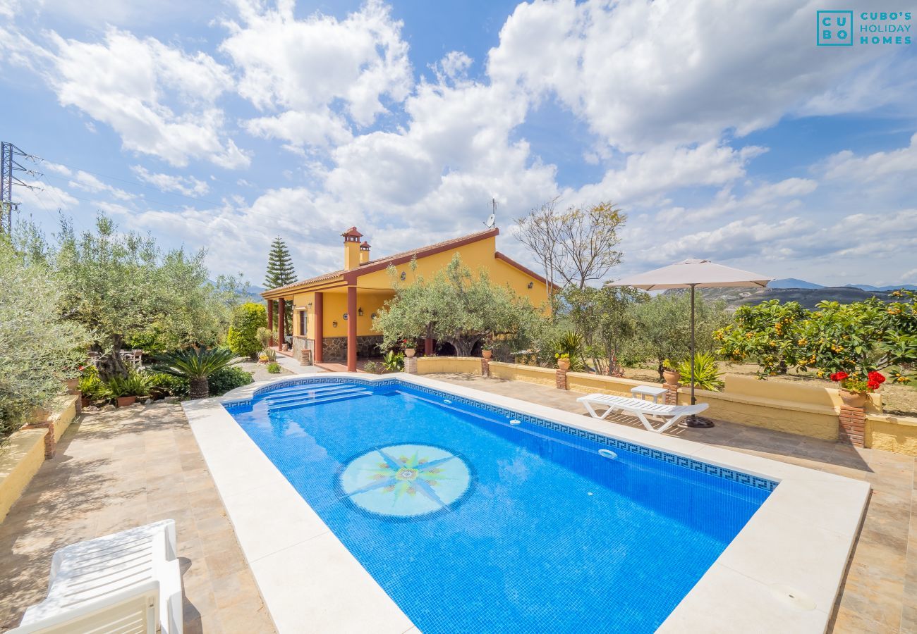 Charmante maison rurale avec piscine pour 8 personnes