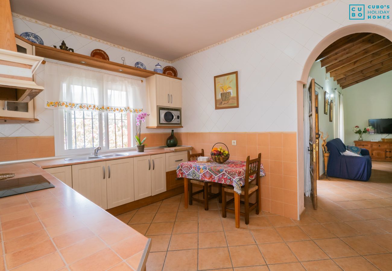 Gîte Rural à Alhaurín el Grande - Cubo's Casa Rural Yanza