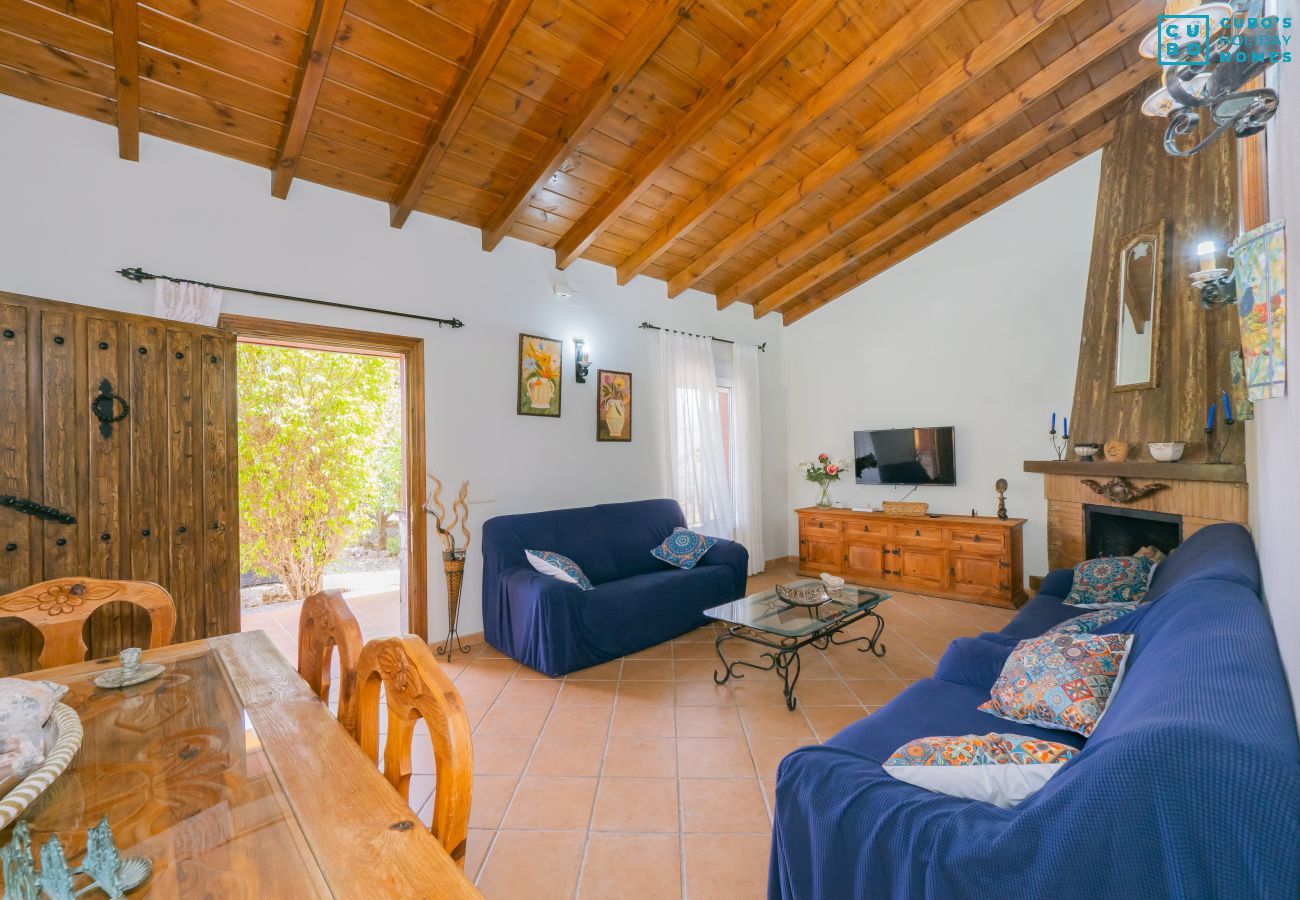 Gîte Rural à Alhaurín el Grande - Cubo's Casa Rural Yanza