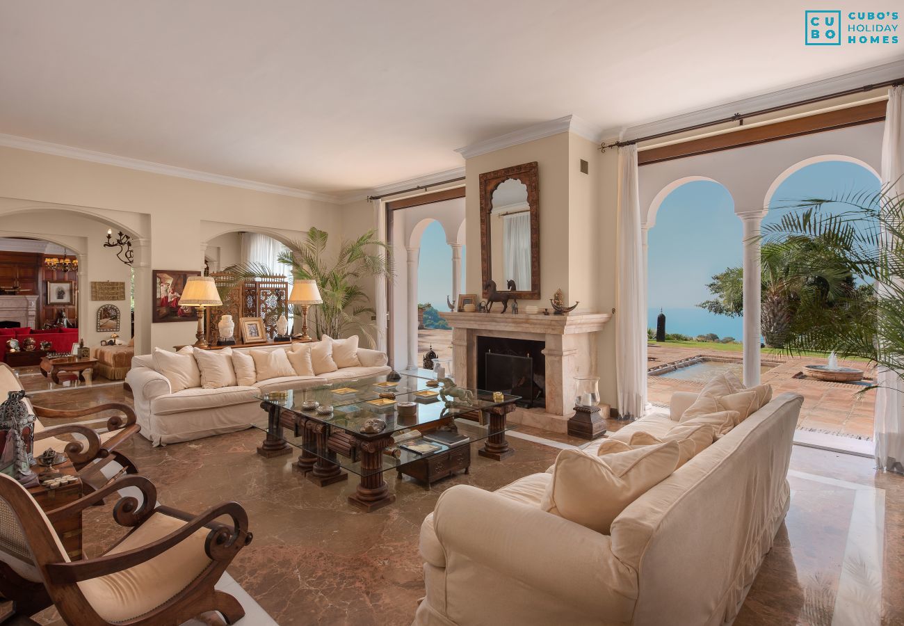 Salon de cette villa de luxe à Malaga
