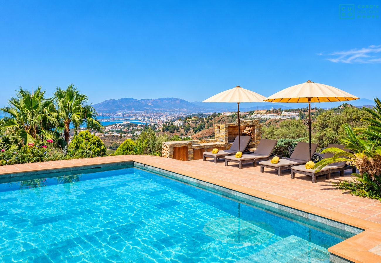 Villa à Malaga - Cubo's Mountain Bayview Luxury Villa