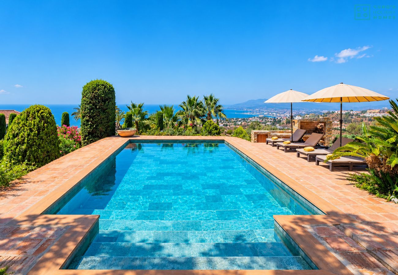 Villa à Malaga - Cubo's Mountain Bayview Luxury Villa