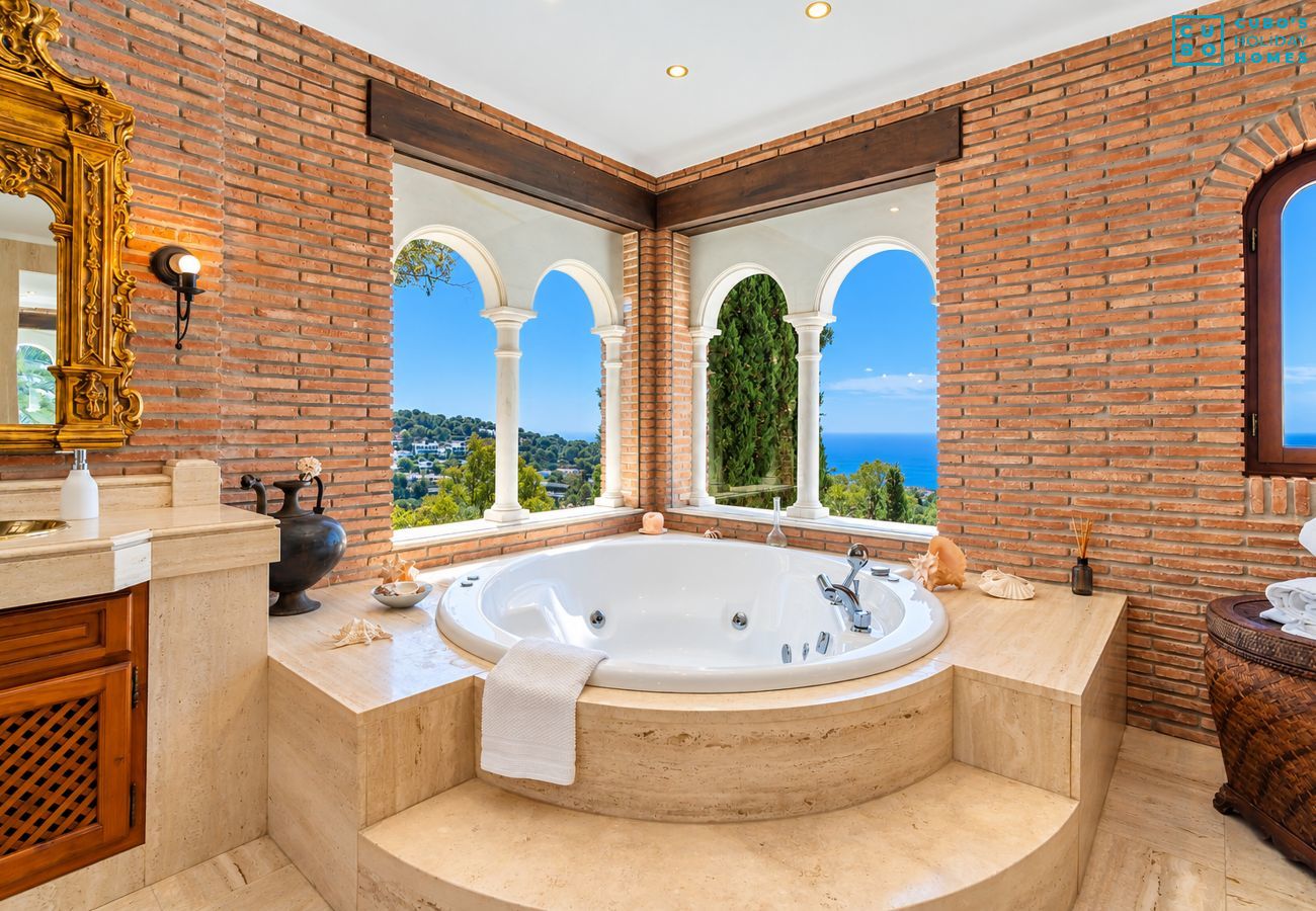 Villa à Malaga - Cubo's Mountain Bayview Luxury Villa