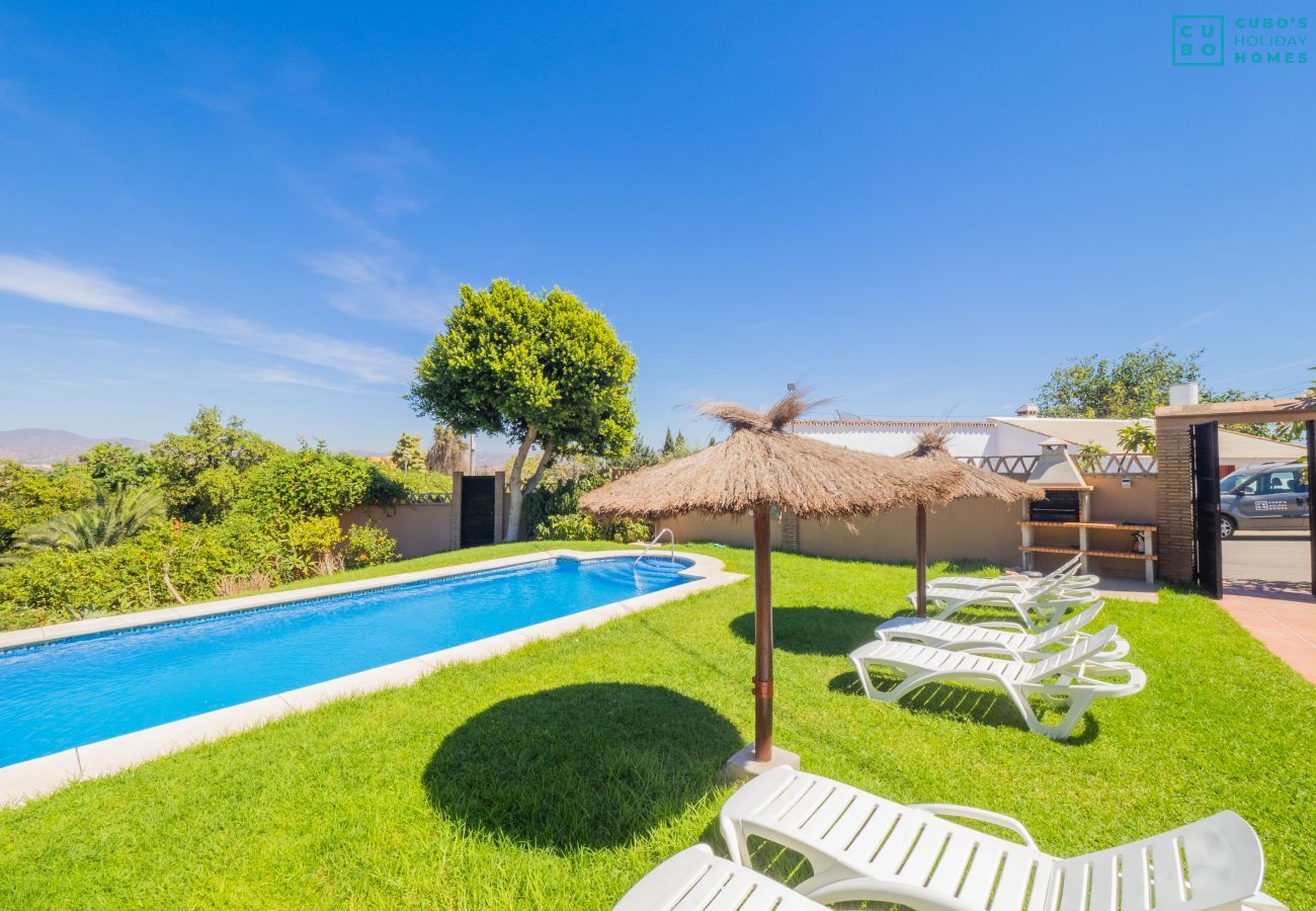 Villa à Alhaurin de la Torre - Cubo's Villa Plumaria de Alhaurin