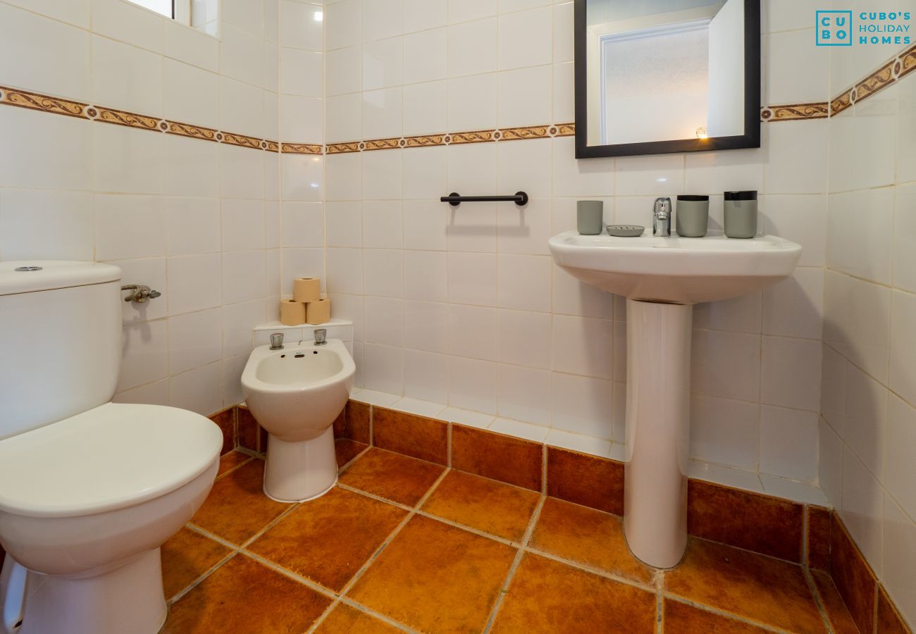 Salle de bain de ce studio à Cártama