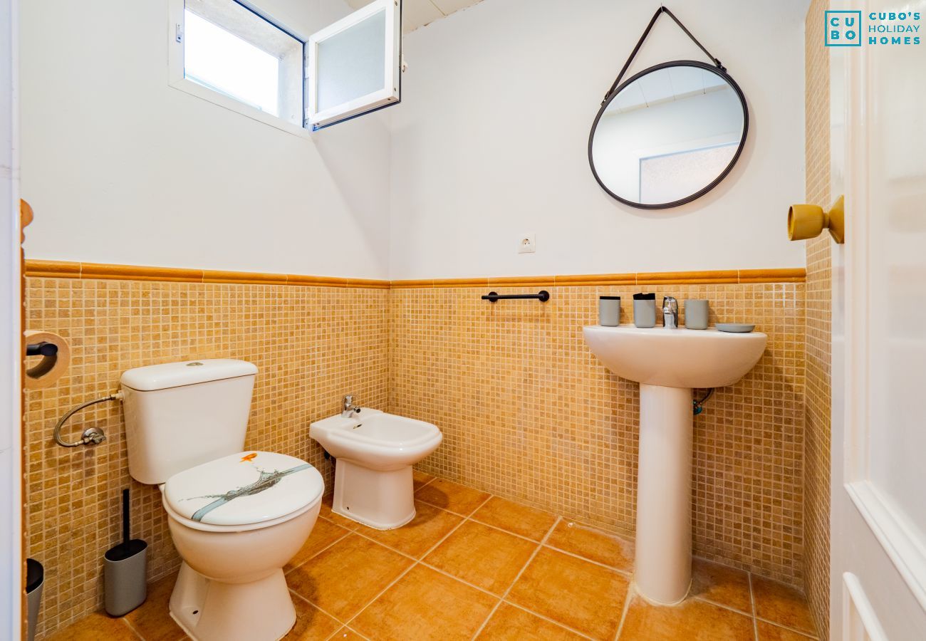 Salle de bain de ce studio à Cártama