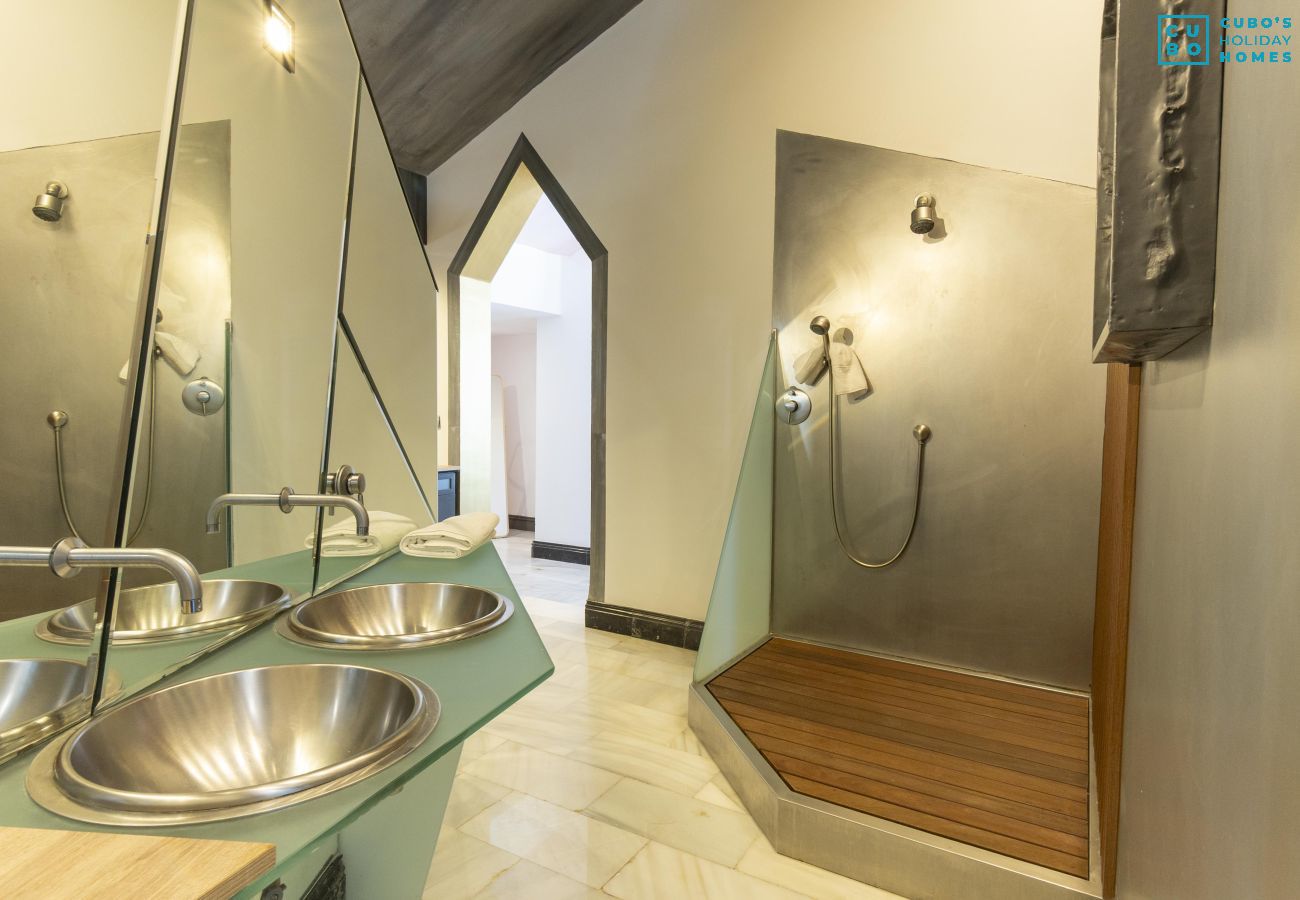 Villa à Alhaurín el Grande - Cubo's Villa Le Corbusier