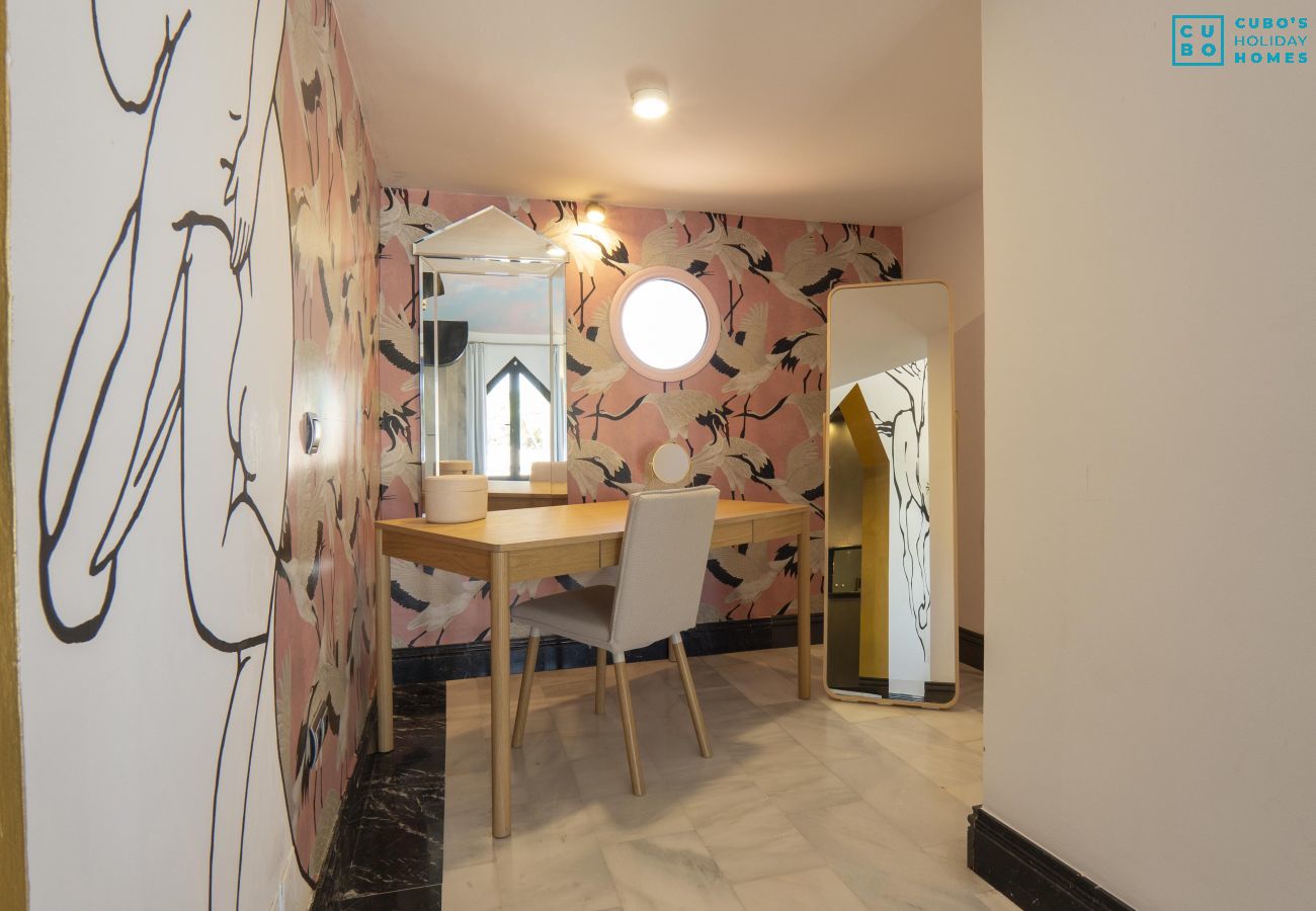 Villa à Alhaurín el Grande - Cubo's Villa Le Corbusier