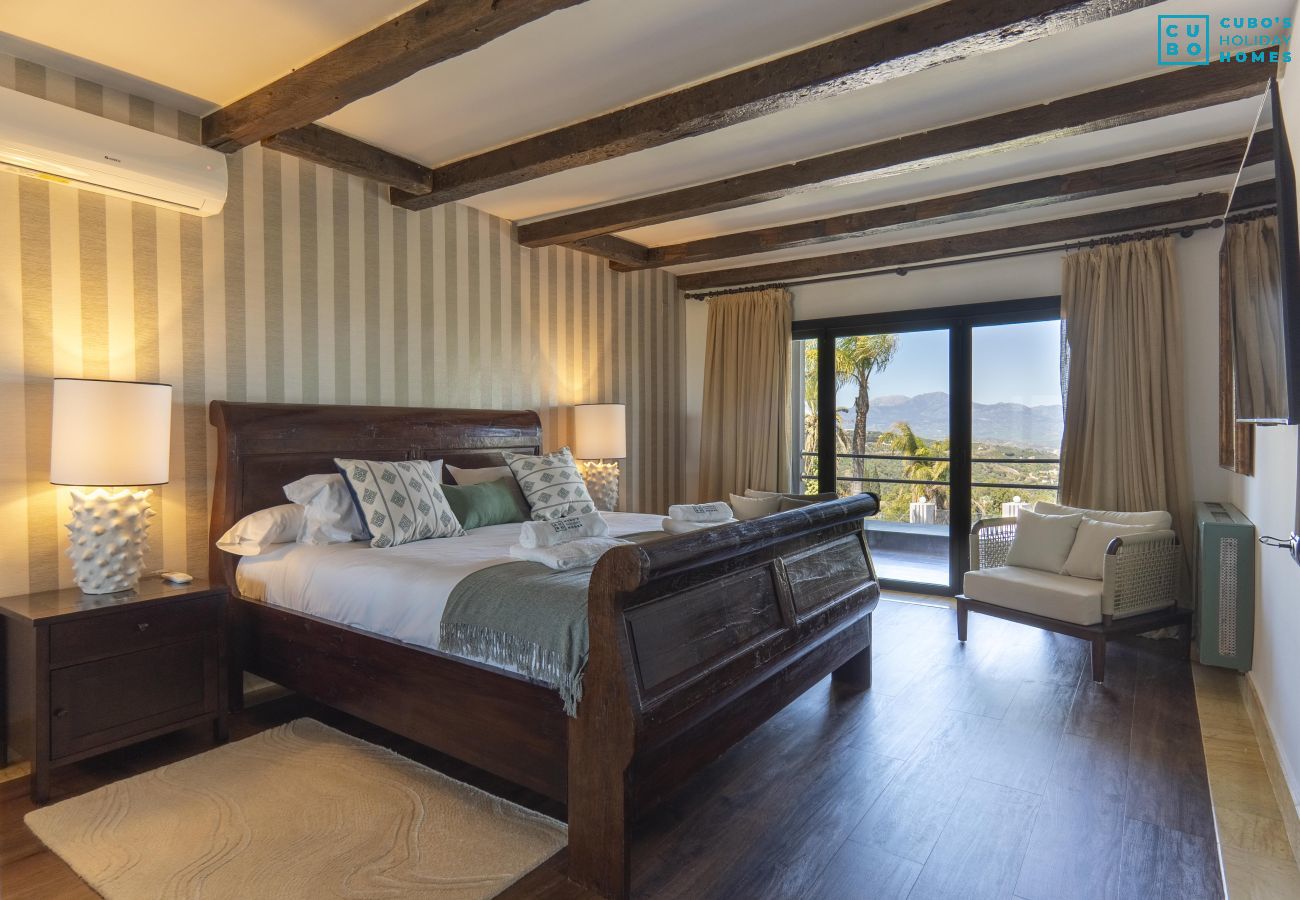 Villa à Alhaurín el Grande - Cubo's Villa Le Corbusier