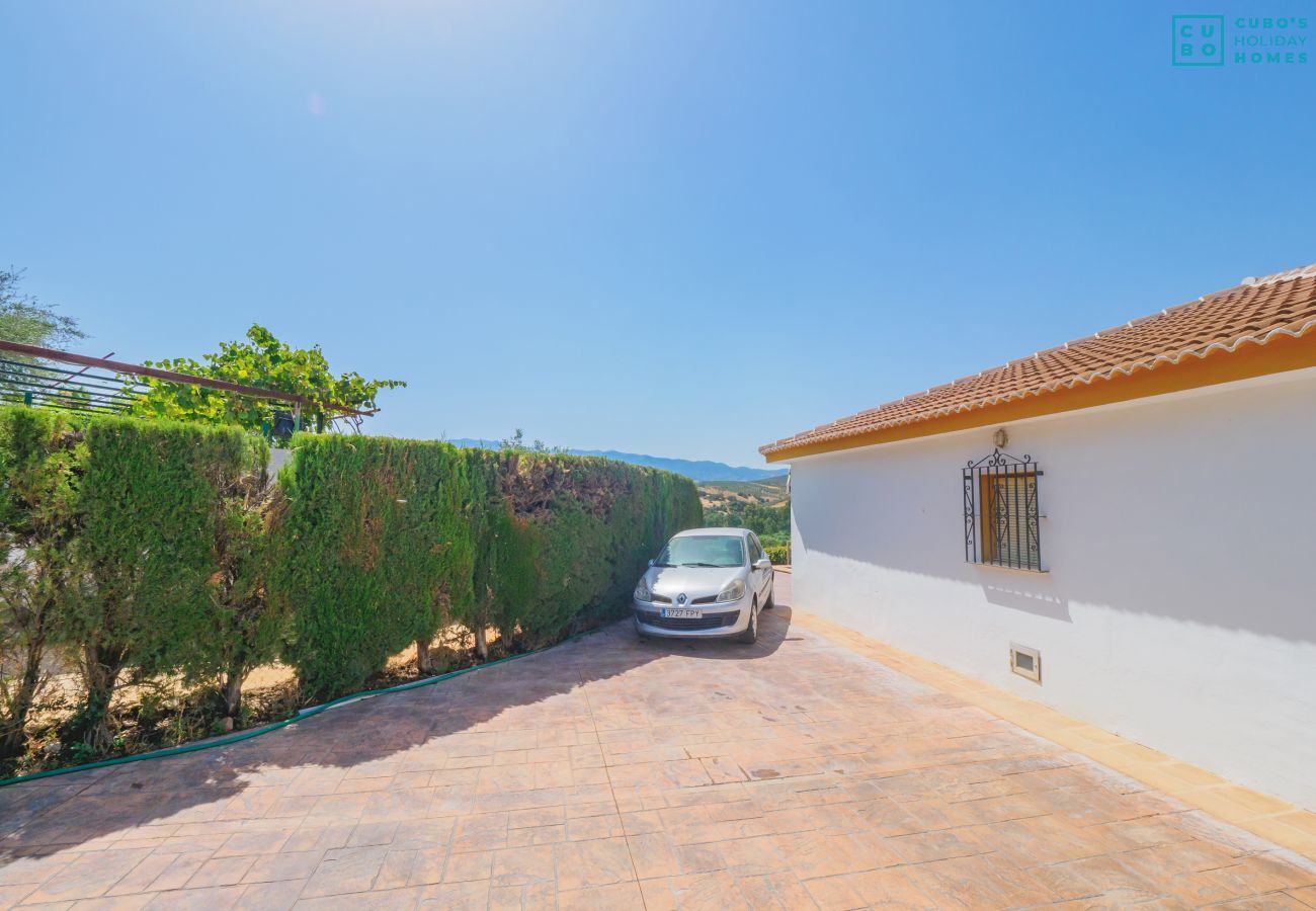 Gîte Rural à Guaro - Cubo's Casa Rio Grande