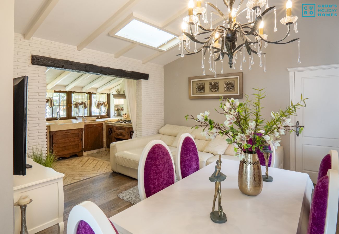 Gîte Rural à Coín - Cubo's Finca La Fuente del Pedregal Casa 2