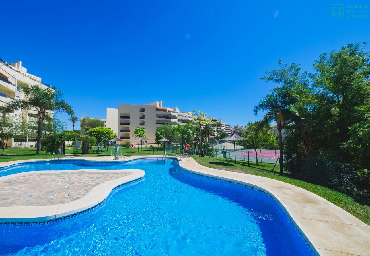 Appartement à Torremolinos - Cubo's Urban Brigitte Torremolinos & Parking