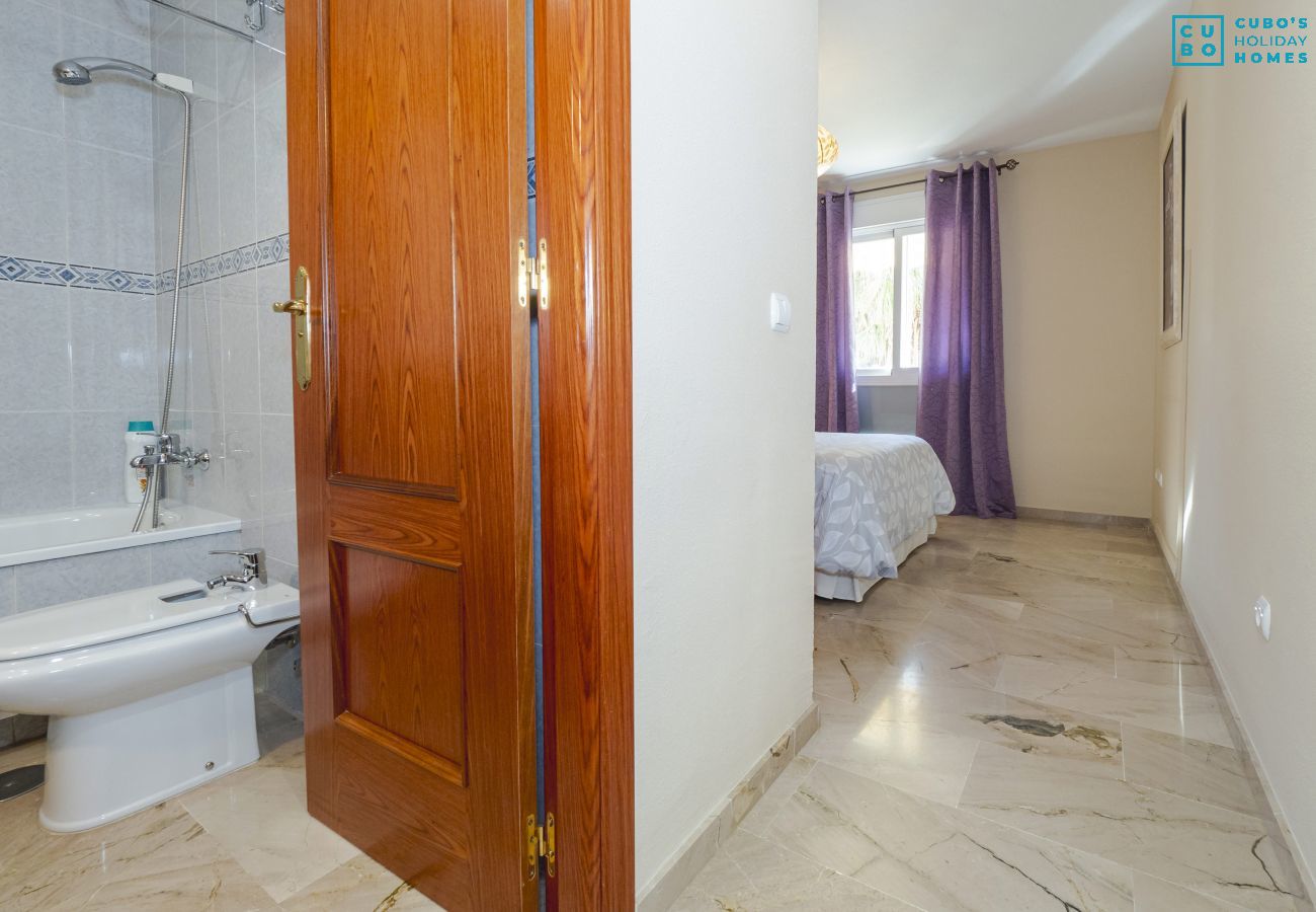 Appartement à Torremolinos - Cubo's Urban Brigitte Torremolinos & Parking