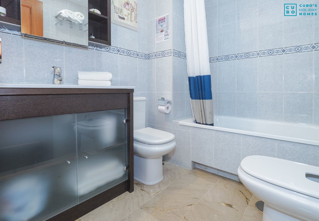 Appartement à Torremolinos - Cubo's Urban Brigitte Torremolinos & Parking