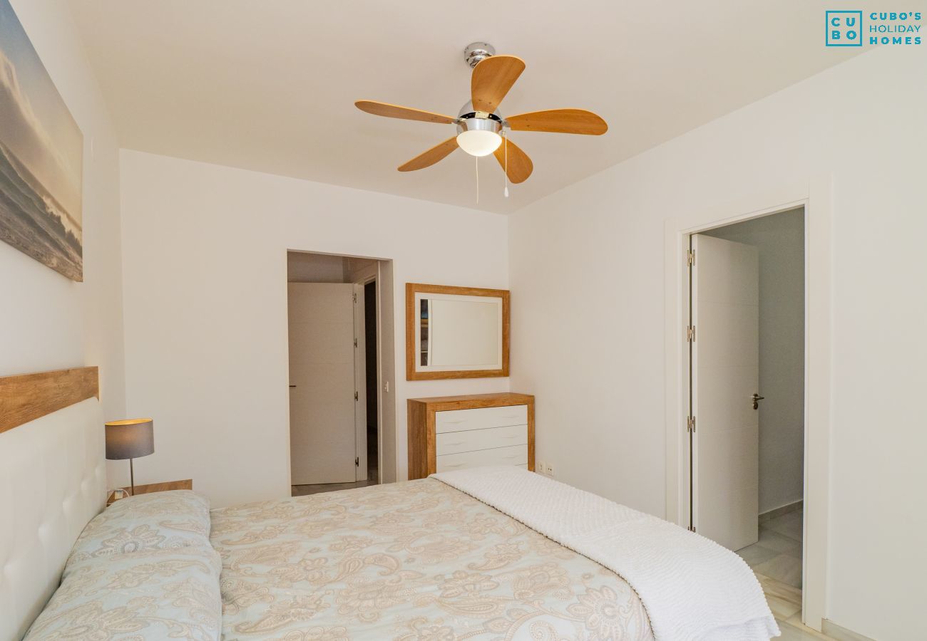 Appartement à Fuengirola - Cubo's Beach Side Flat & Free Parking