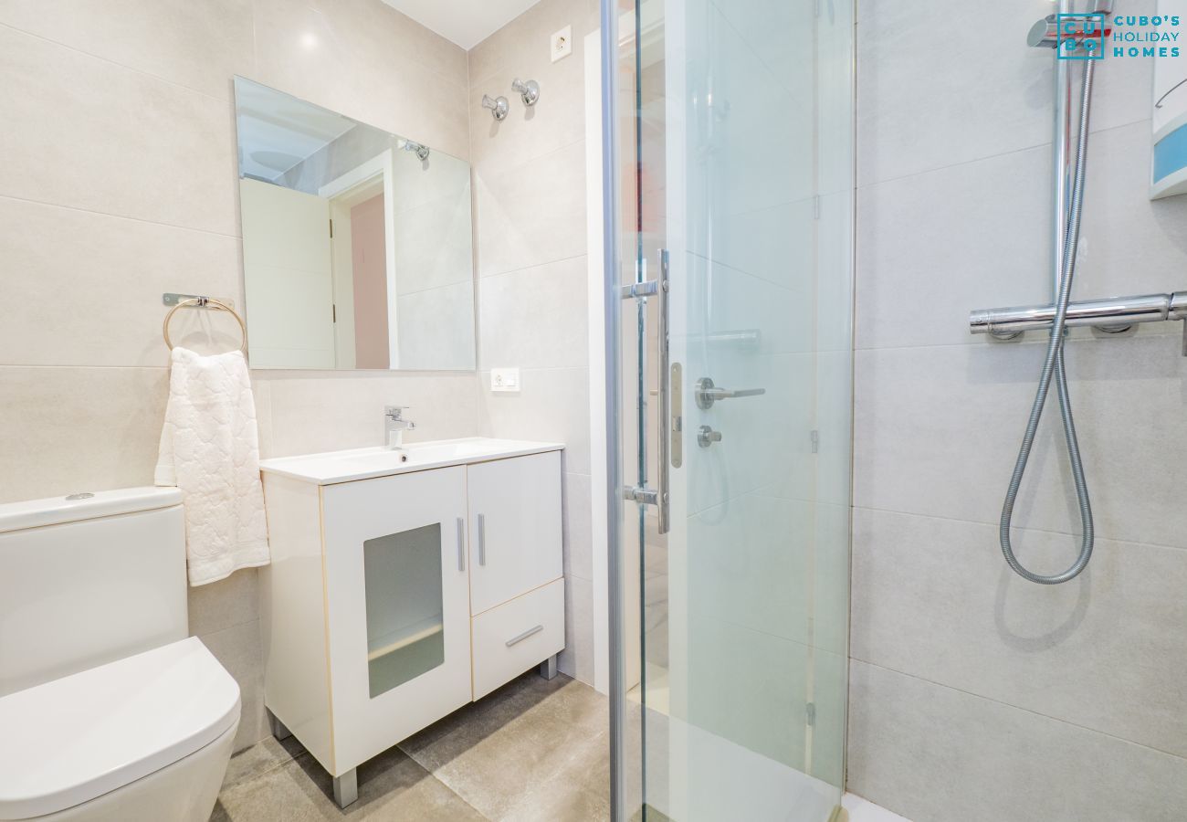 Appartement à Fuengirola - Cubo's Beach Side Flat & Free Parking