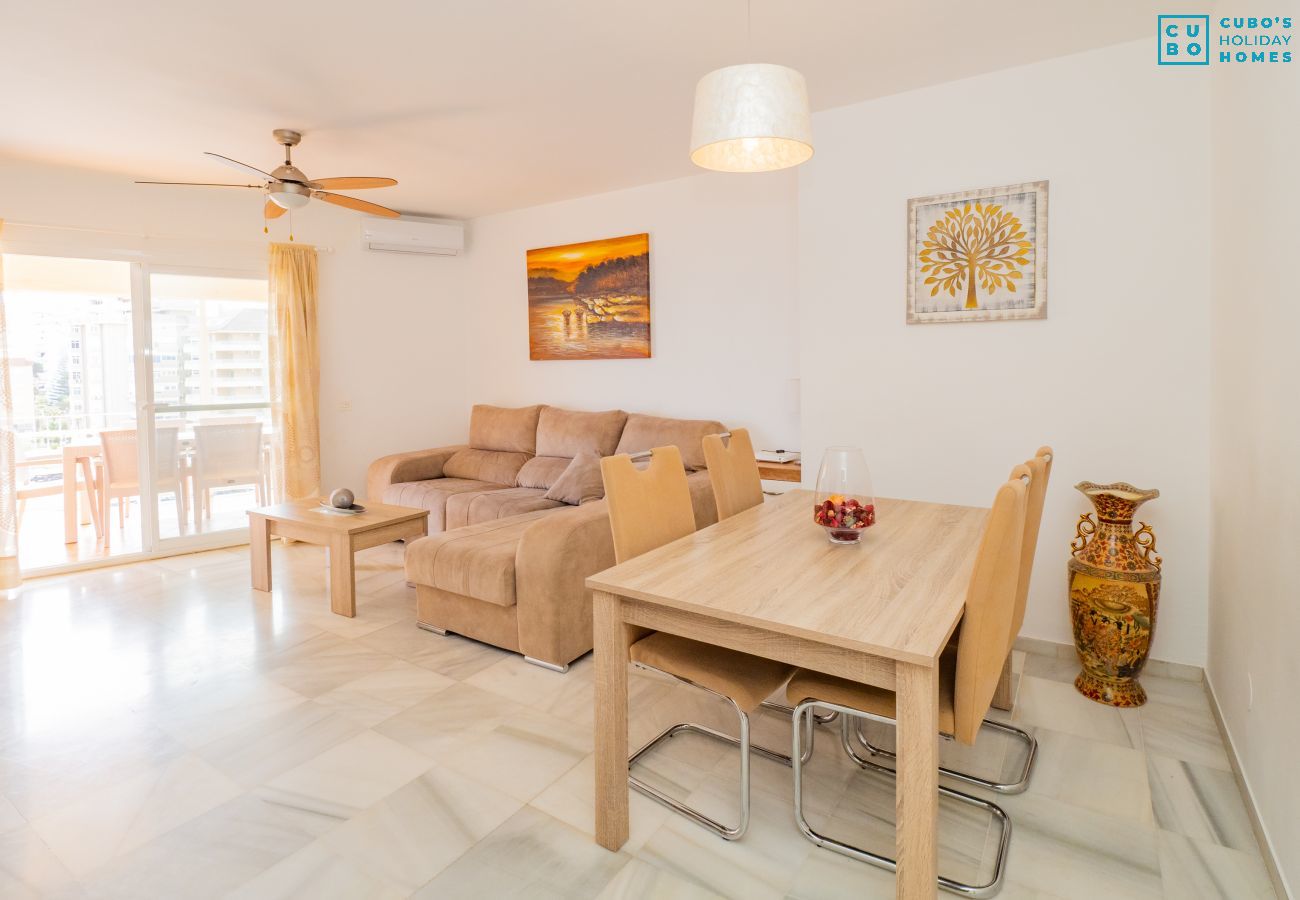 Appartement à Fuengirola - Cubo's Beach Side Flat & Free Parking