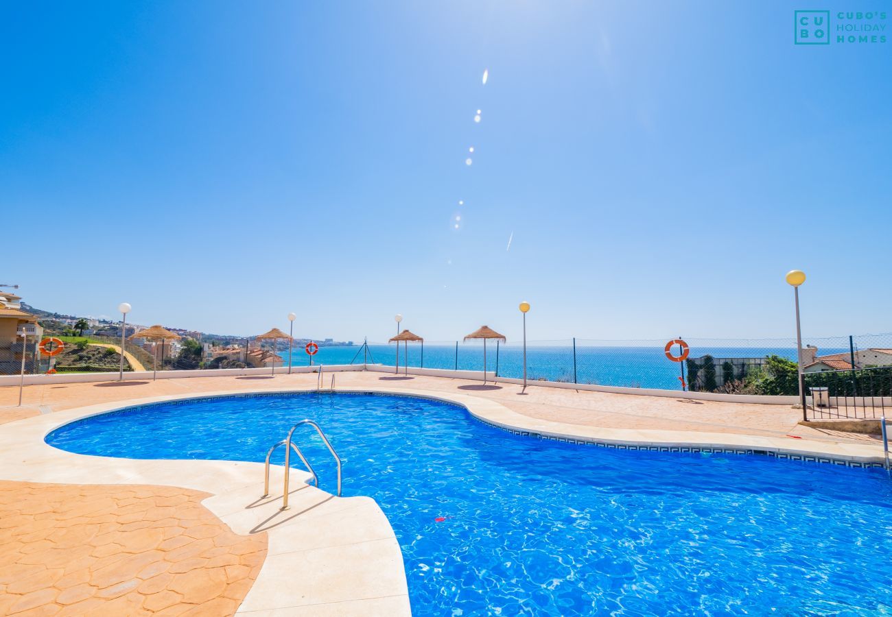 Appartement à Fuengirola - Cubo's Whiterock Diamond & Free Parking