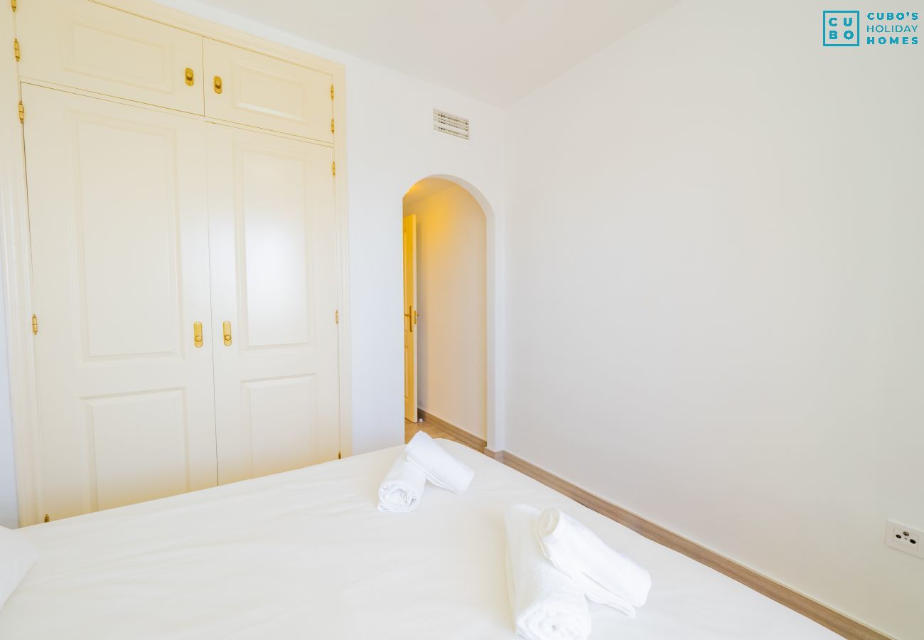 Appartement à Fuengirola - Cubo's Whiterock Diamond & Free Parking