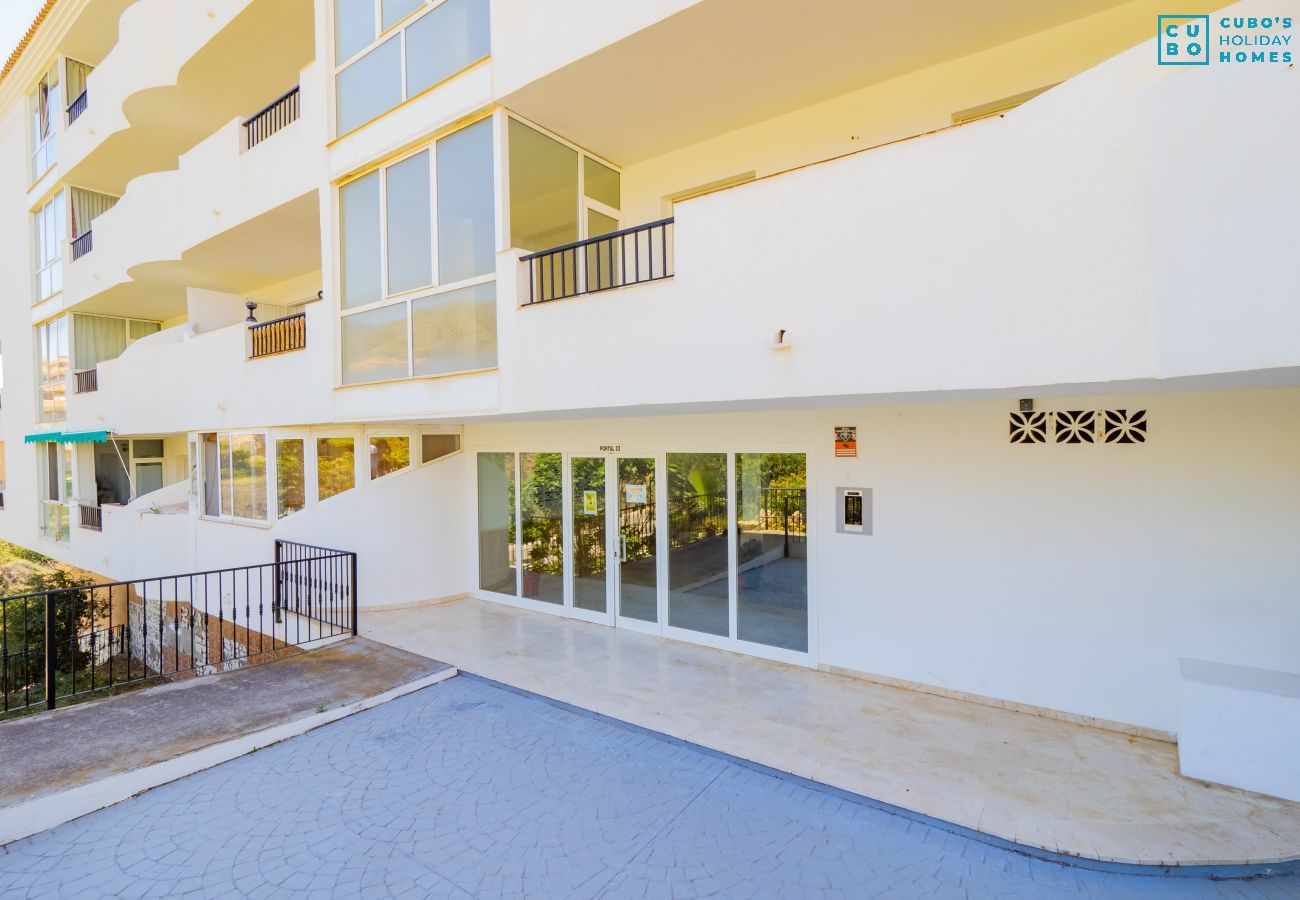 Appartement à Fuengirola - Cubo's Whiterock Diamond & Free Parking