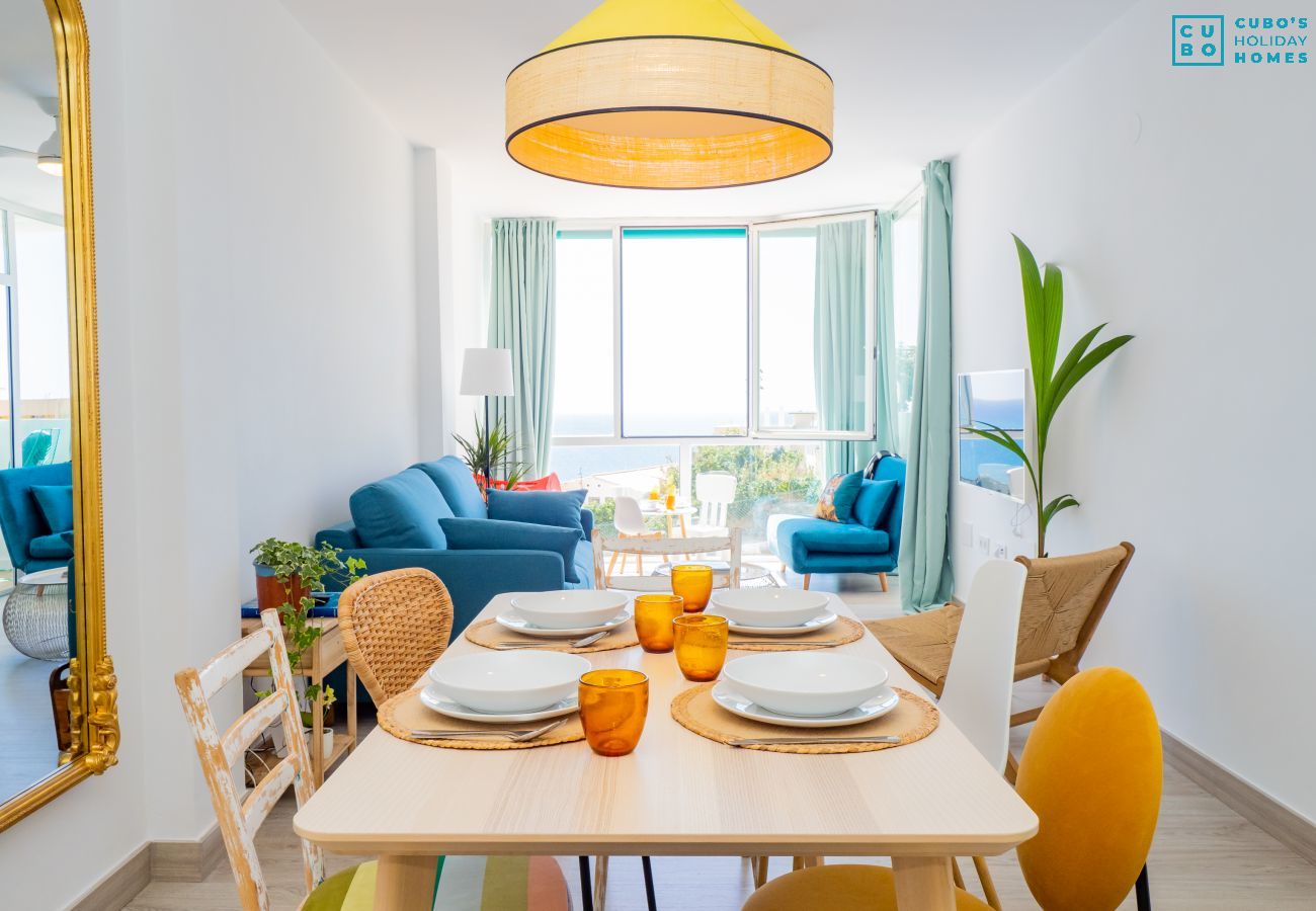 Appartement à Fuengirola - Cubo's Whiterock Diamond & Free Parking