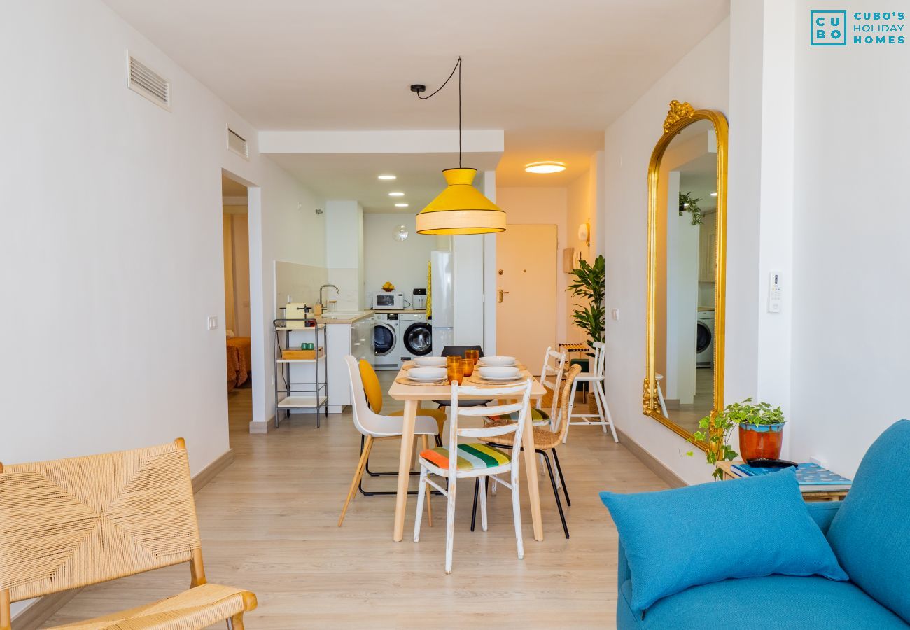 Appartement à Fuengirola - Cubo's Whiterock Diamond & Free Parking