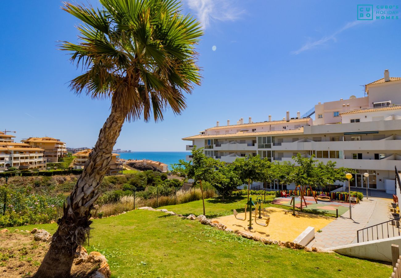Appartement à Fuengirola - Cubo's Whiterock Diamond & Free Parking