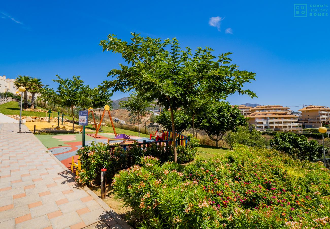 Appartement à Fuengirola - Cubo's Whiterock Diamond & Free Parking