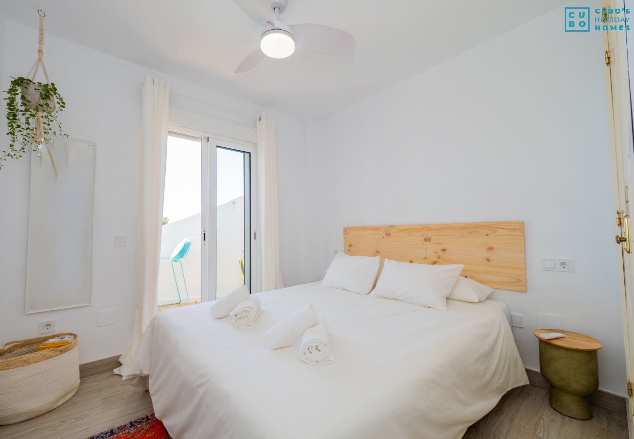 Appartement à Fuengirola - Cubo's Whiterock Diamond & Free Parking