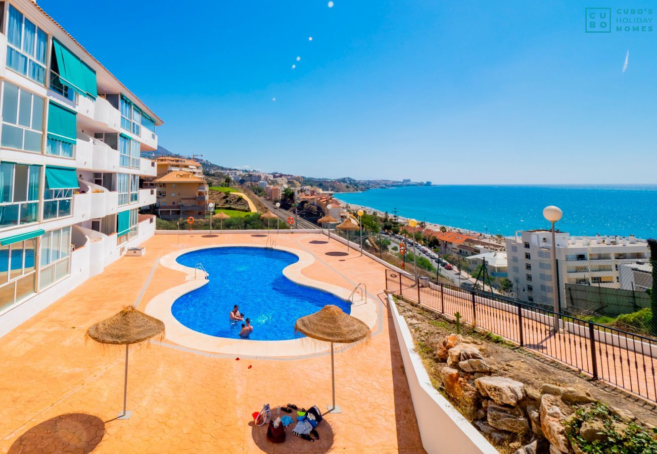 Appartement à Fuengirola - Cubo's Whiterock Diamond & Free Parking