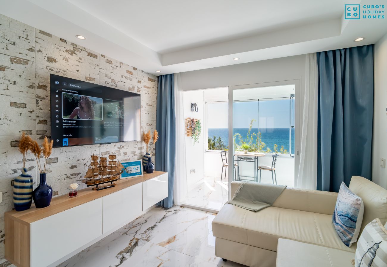 Appartement à Mijas Costa - Cubo's El Faro Beach Apartment with Pool