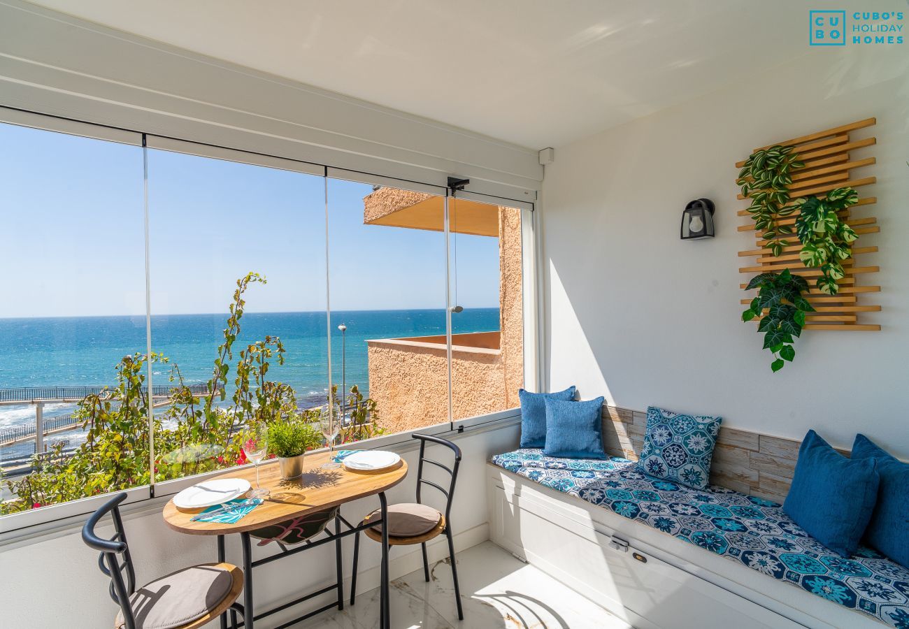 Appartement de vacances avec piscine et vue sur la mer à Mijas Costa