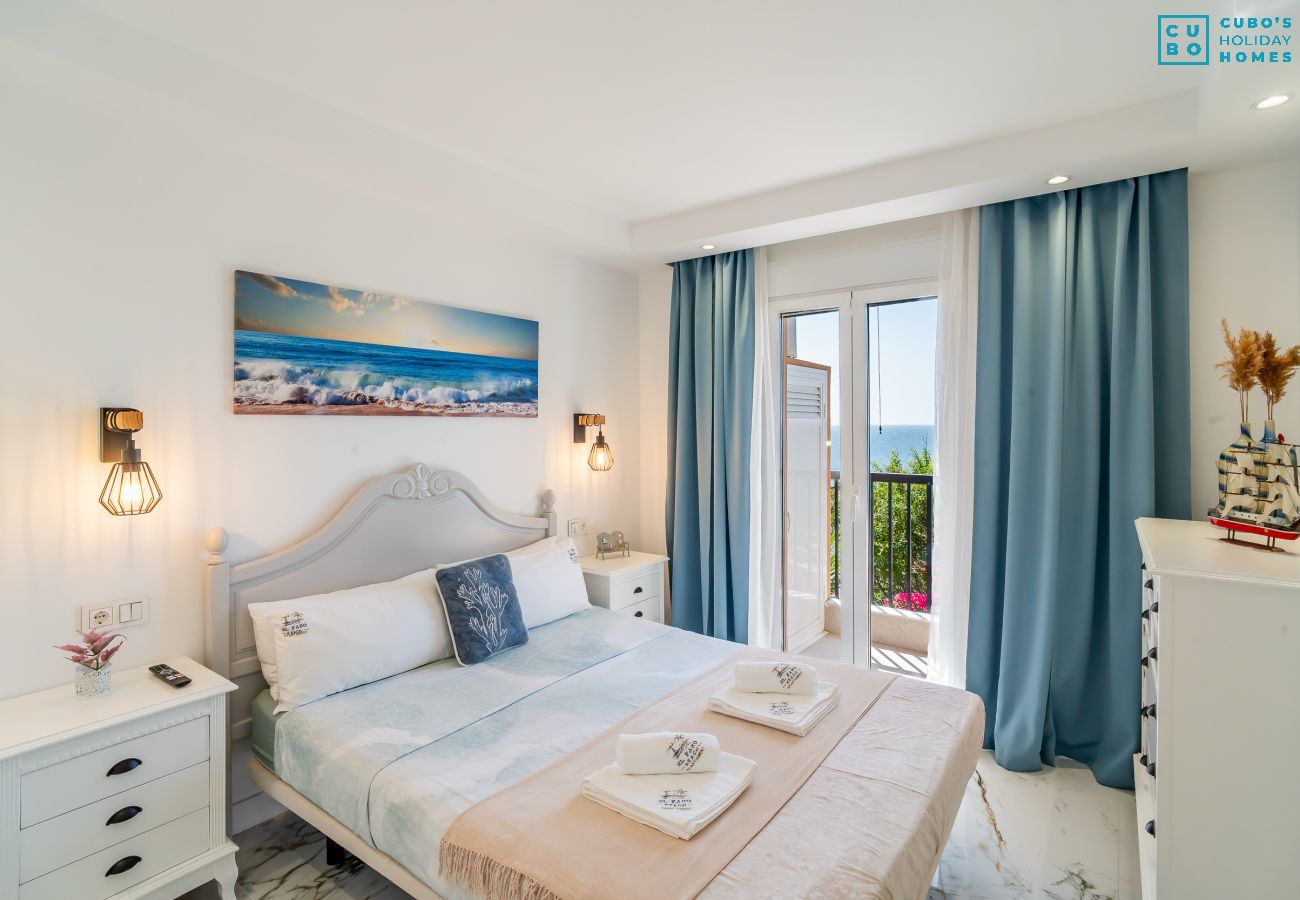 Appartement à Mijas Costa - Cubo's El Faro Beach Apartment with Pool