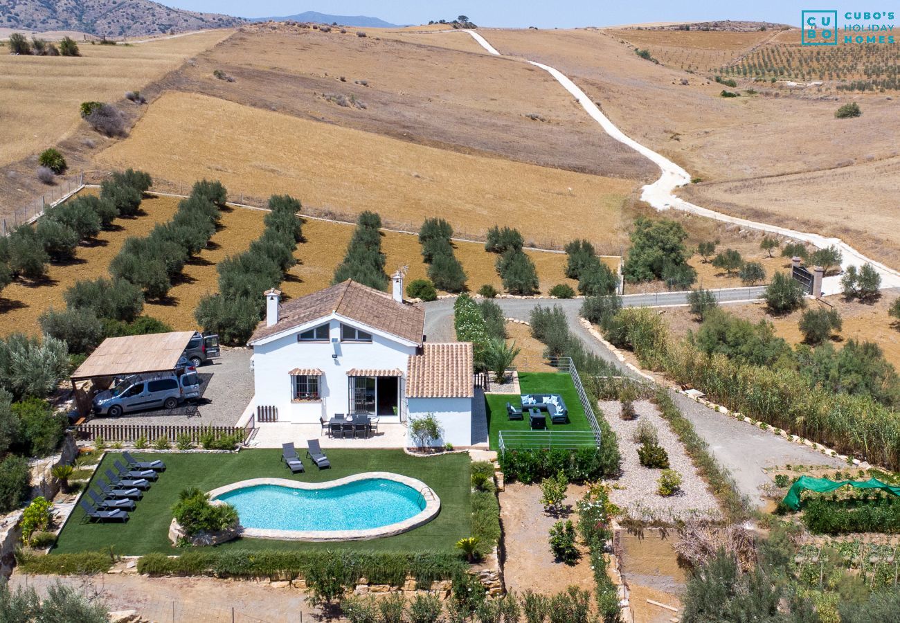 Charmante maison de campagne à Coín avec piscine idéale pour 8 personnes.