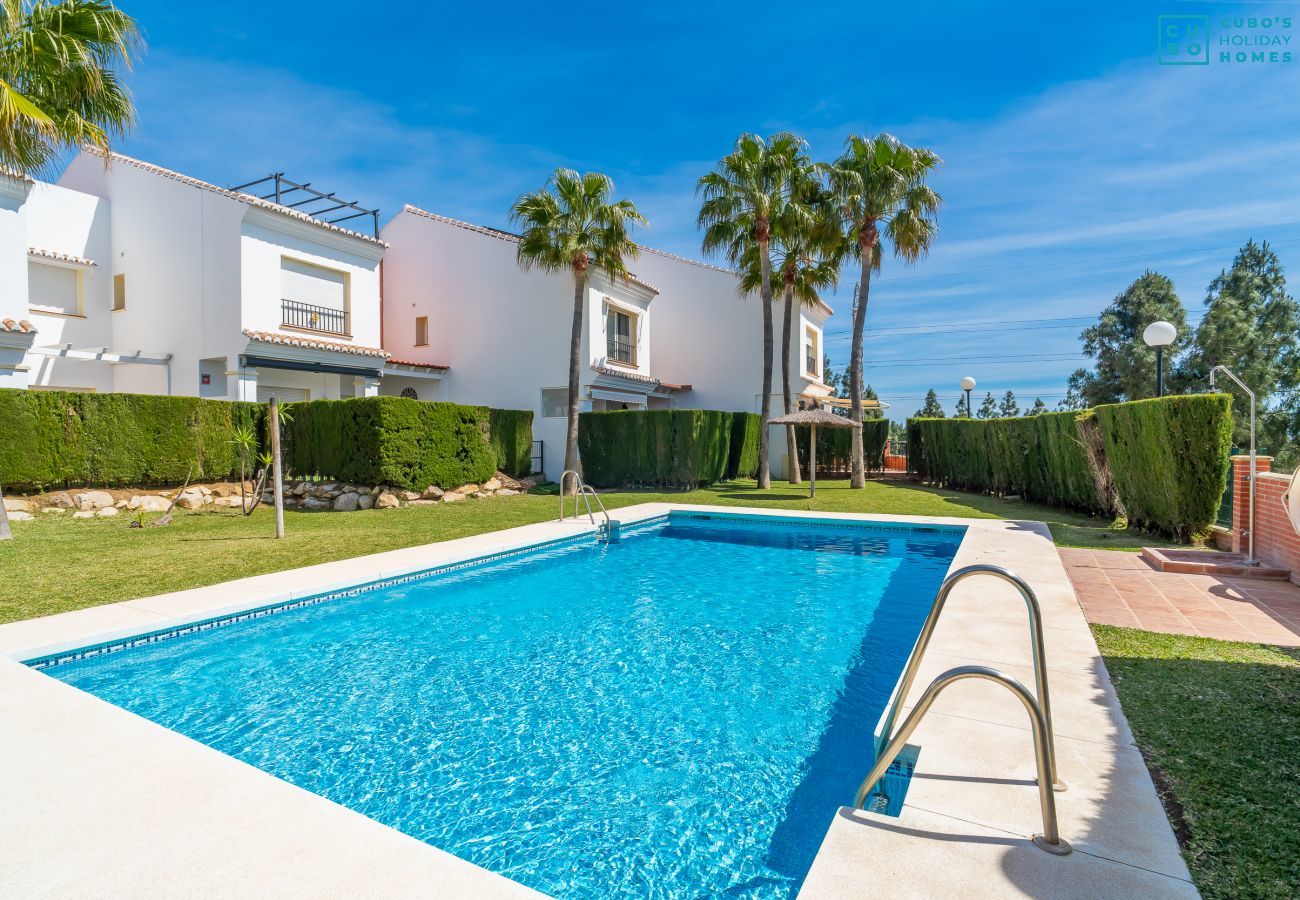 Maison à Mijas Costa - Cubo's Chaparral Townhouse & Community Pool
