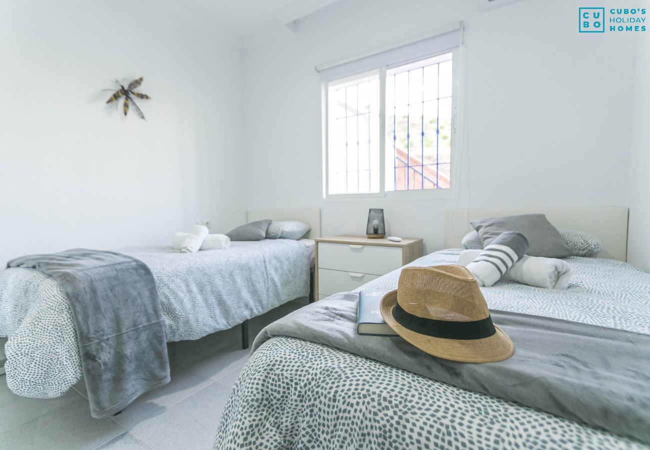 Gîte Rural à Nerja - .Villa Marimel Con Piscina Privada