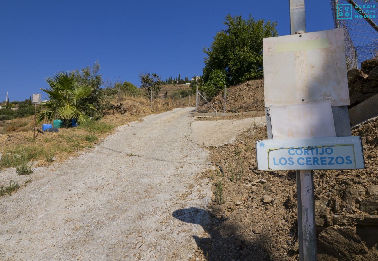 Gîte Rural à Torrox - Cubo's Casa Rural Los Cerezos