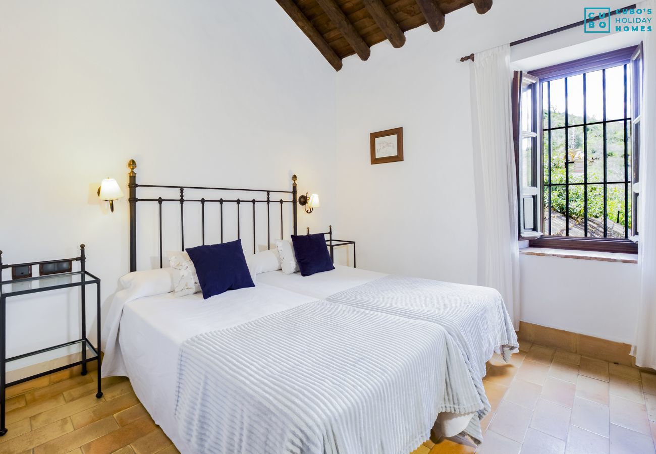 Chambres d'hôtes à Casarabonela - Cubo's Hotel Cortijo San Antonio 105 (Yerbabuena)
