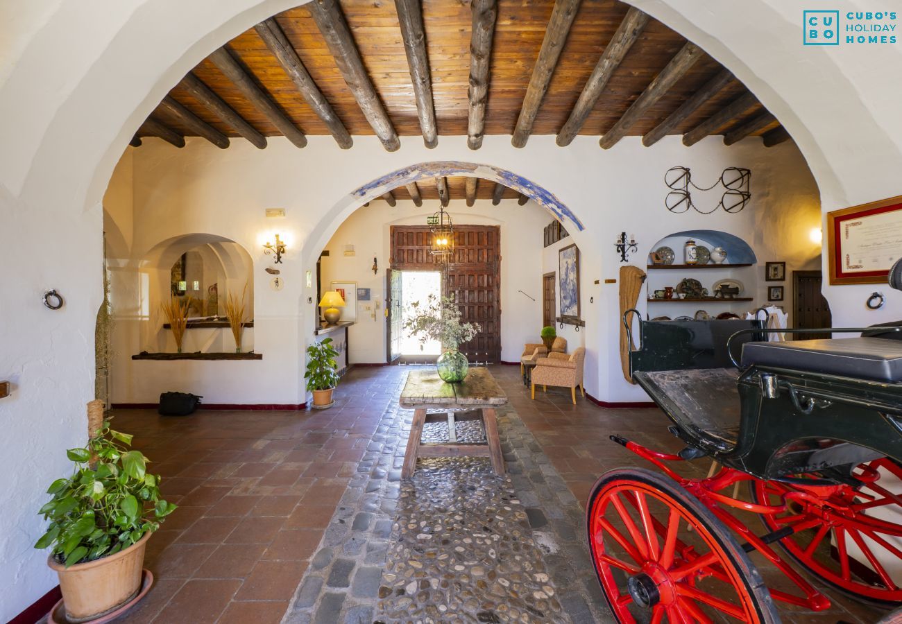 Chambres d'hôtes à Casarabonela - Cubo's Hotel Cortijo San Antonio 105 (Yerbabuena)