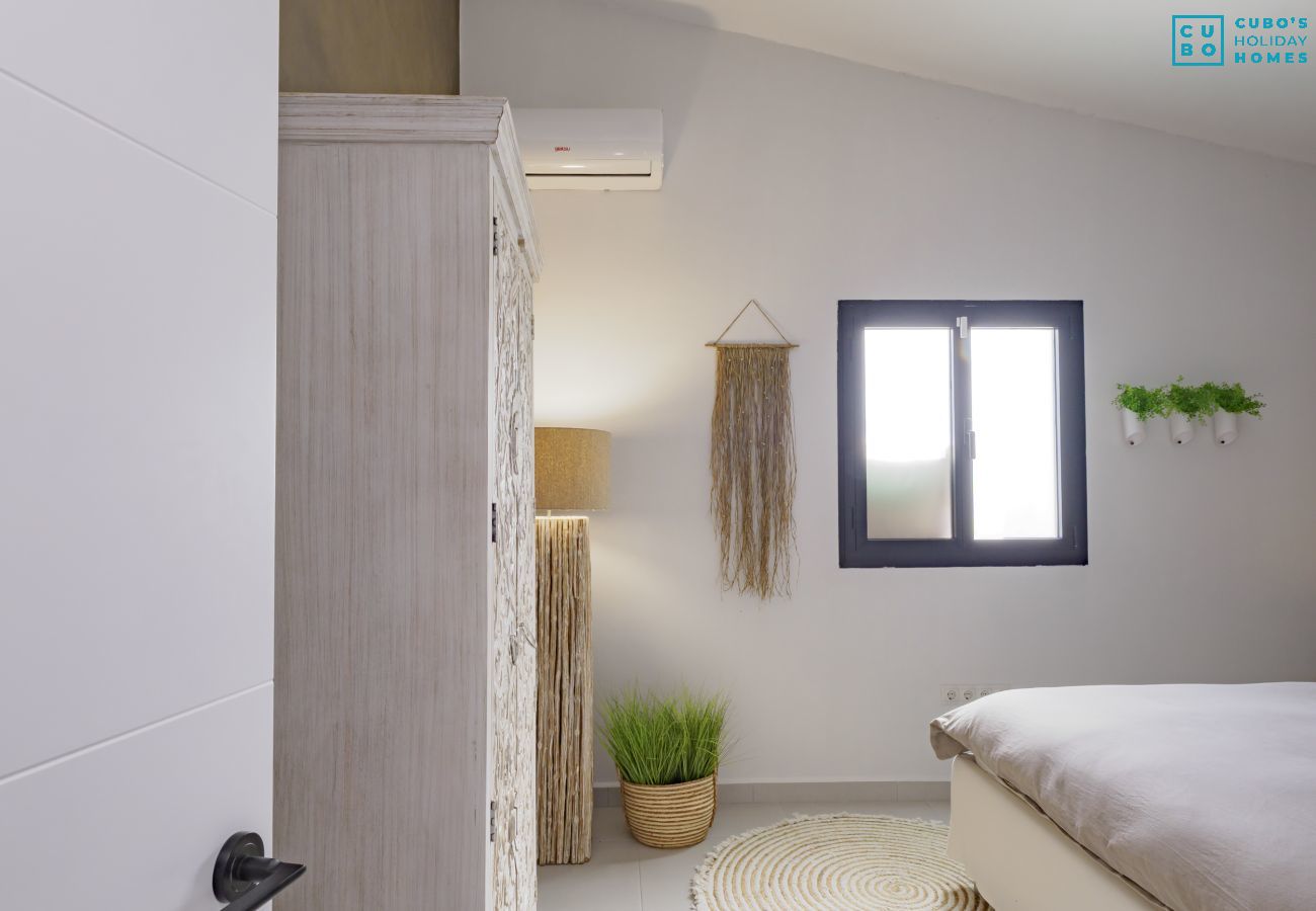 Villa à Alhaurín el Grande - Cubo's Villa Palmera Adults Only