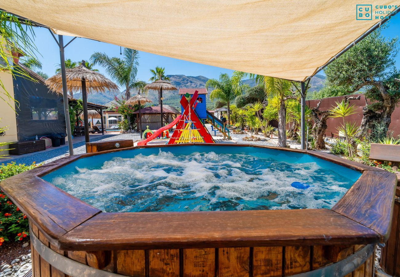 Villa à Alhaurín el Grande - Cubo's Villa Las Palmeras Altas 17PAX